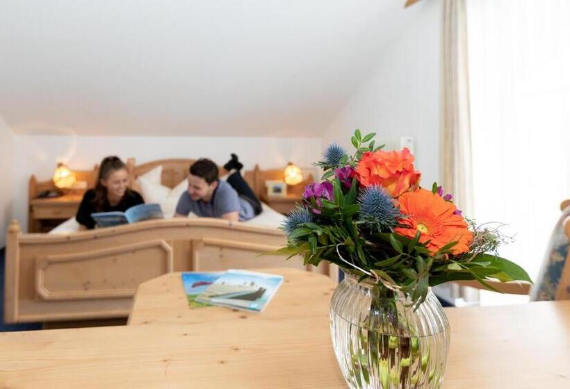 חדר משפחתי, Landgasthof Schöntag