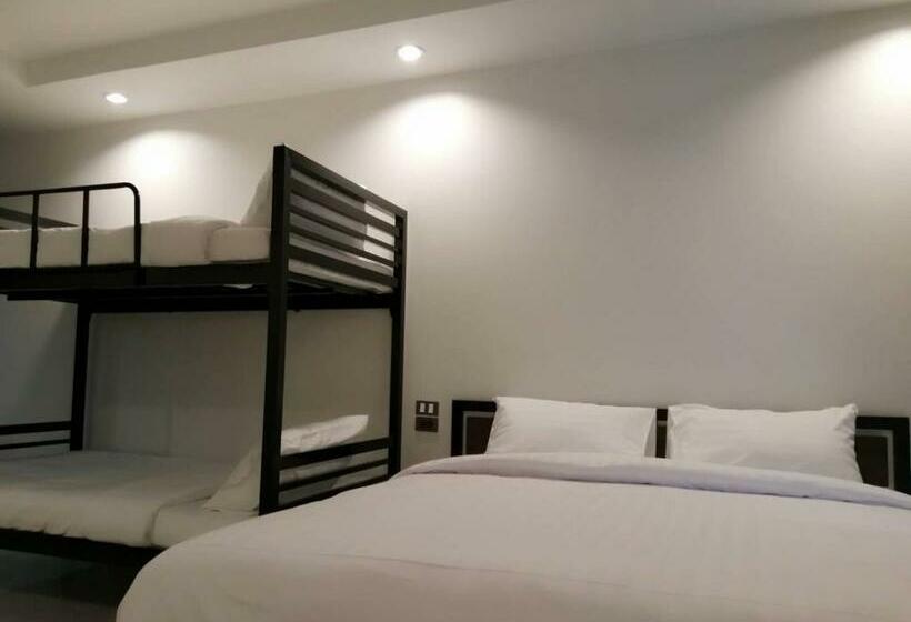 家庭套房, Richmond Nan