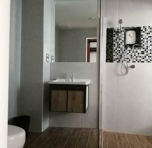 基本间, Richmond Nan