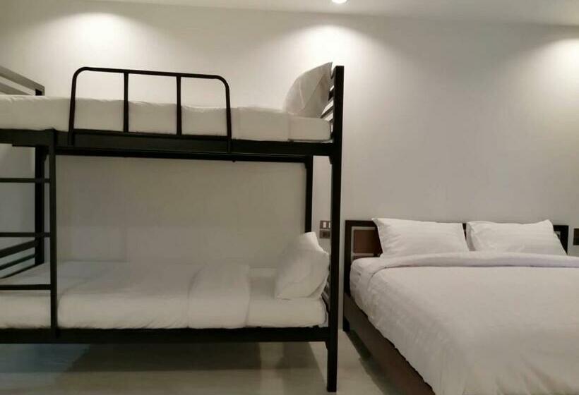 家庭套房, Richmond Nan