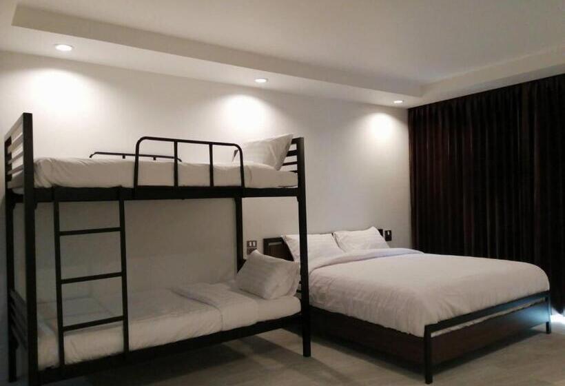 家庭套房, Richmond Nan