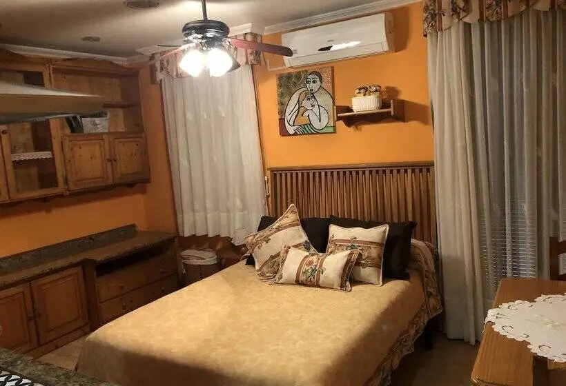 スーペリアの４人部屋, Chiki