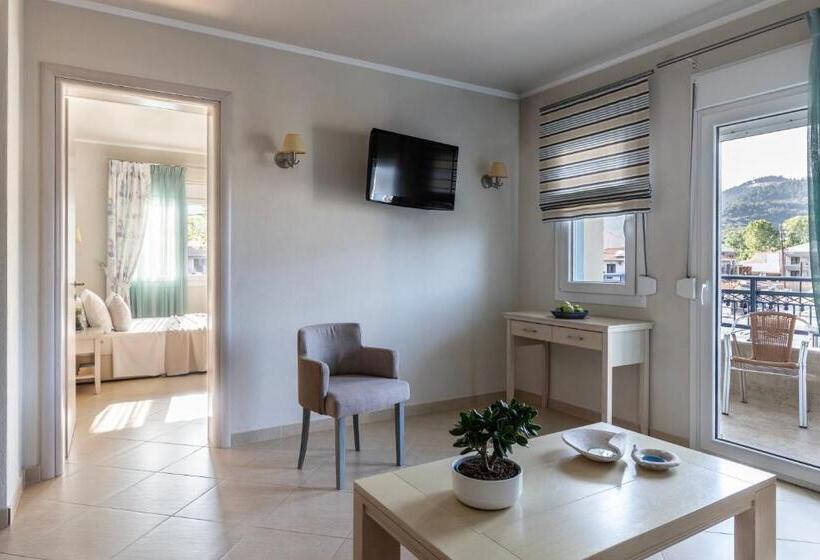 דירת חדר, Sole Mare