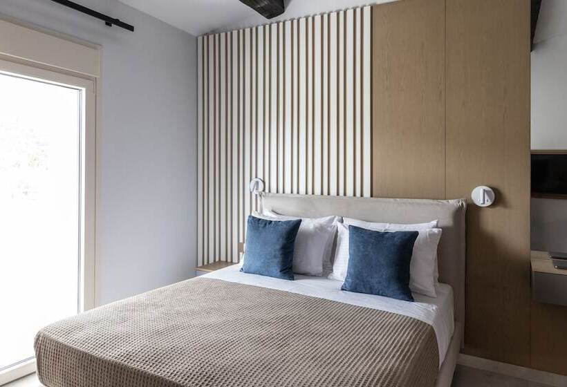 סוויטת ג'וניור, Sole Mare