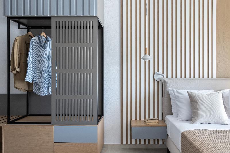 חדר סופריור, Sole Mare