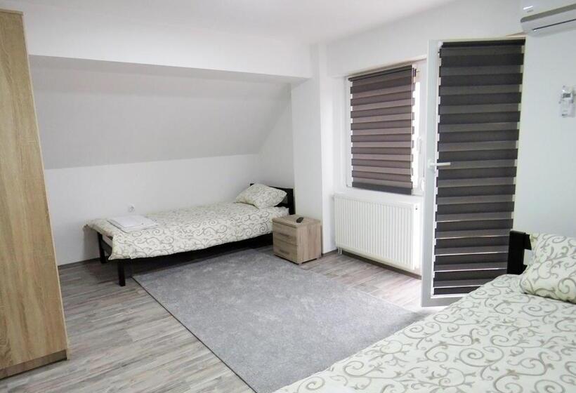 اتاق خانوادگی, Akvarius