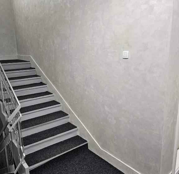 اتاق استاندارد, Akvarius