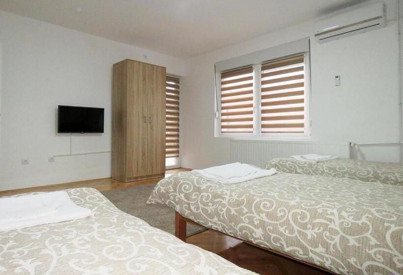 اتاق استاندارد سه نفره, Akvarius