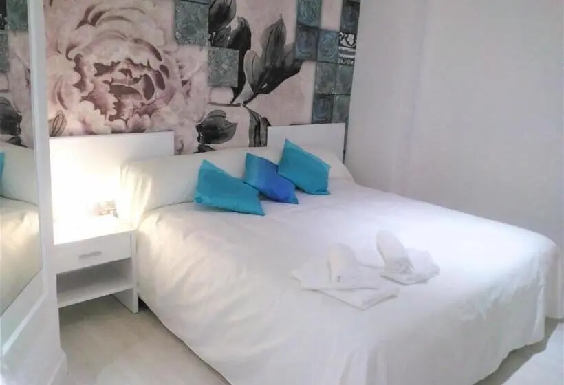 バルコニー付きスタンダードルーム, Ontinyent Rooms