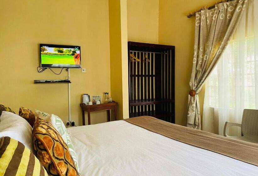 اتاق لوکس با چشمانداز استخر, Beulah Court Vineyard