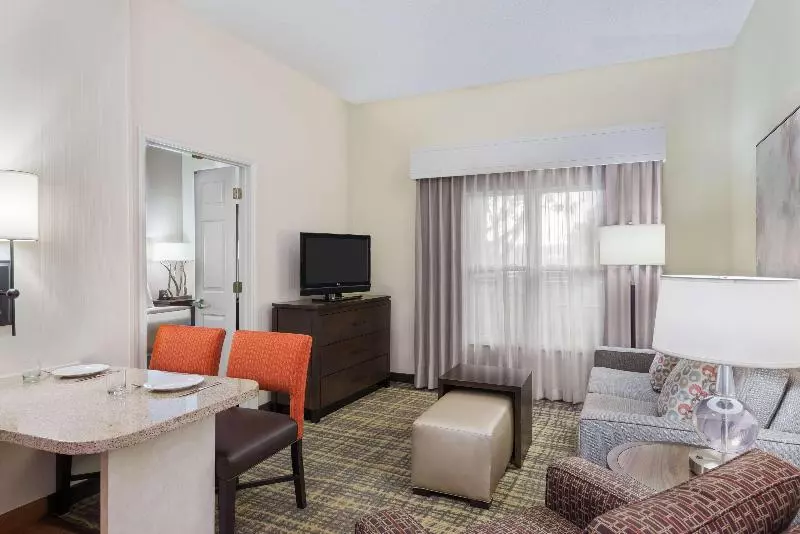 キングサイズベッドのスイートルーム, Homewood Suites By Hilton Raleighcrabtree Valley