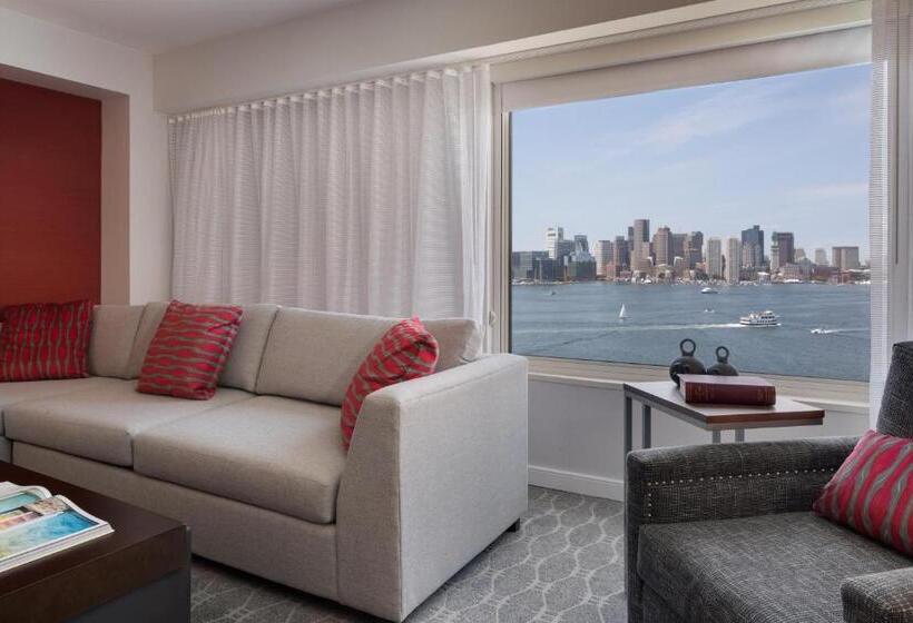주니어 스위트, Hyatt Regency Boston Harbor