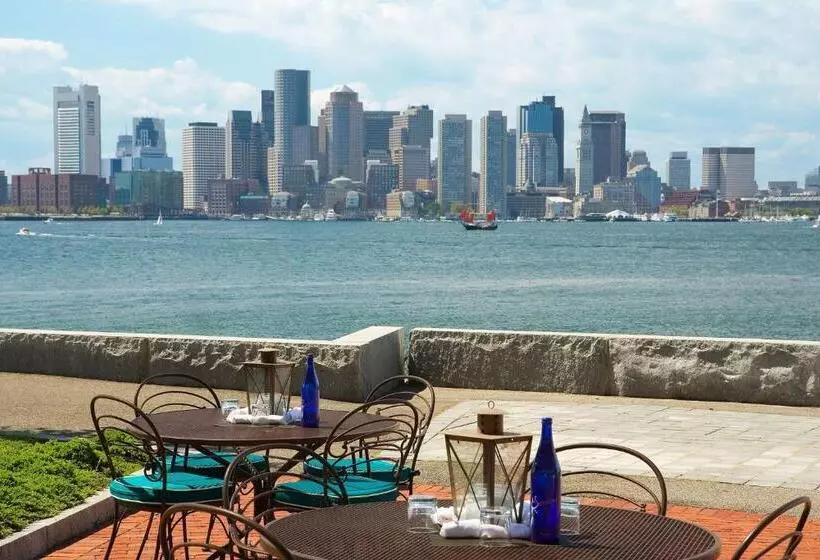 اتاق استاندارد با تخت دوبل و چشمانداز, Hyatt Regency Boston Harbor