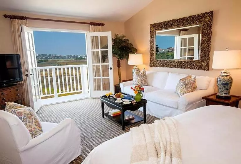 سوییت لوکس, Inn At Playa Del Rey
