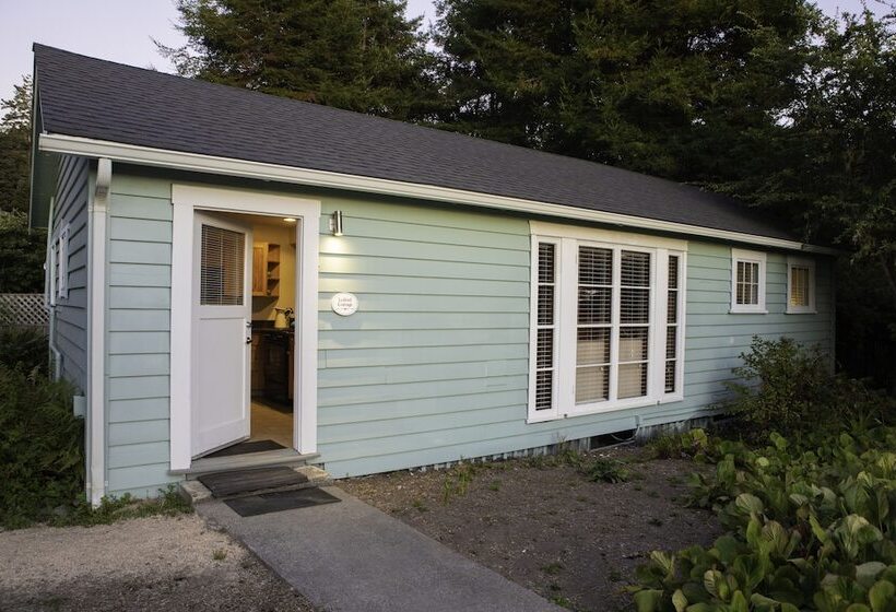 침실 2개 주택, Inn At Schoolhouse Creek