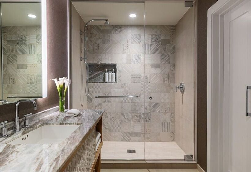 سوئیت با چشمانداز رودخانه, L7 Chicago By Lotte