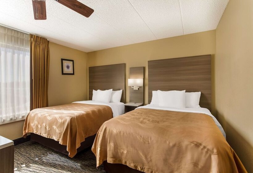 סוויטה, Quality Suites Milwaukee Airport