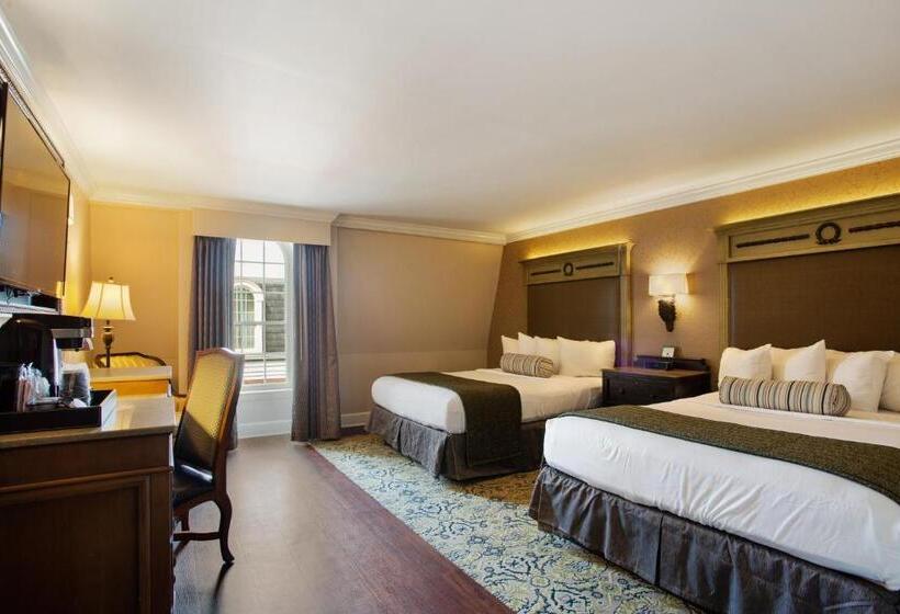 Номер Deluxe, St. Marie