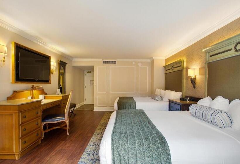 Номер Стандарт с Балконом, St. Marie