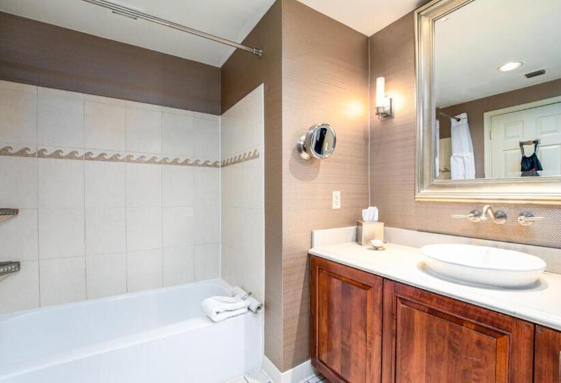 חדר סטנדרט עם נוף, The Inn At Henderson S Wharf, Ascend Hotel Collection