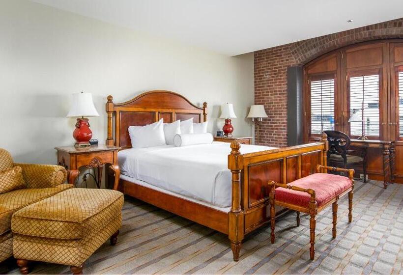 חדר סטנדרט עם נוף, The Inn At Henderson S Wharf, Ascend Hotel Collection