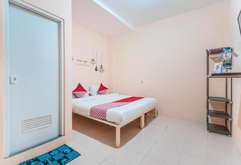 디럭스 룸, Oyo 2034 Eden Guest House