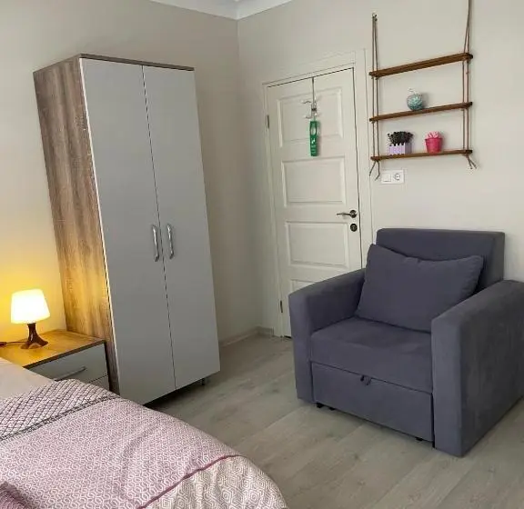 اتاق استاندارد یک نفره, Teki̇nler Otel