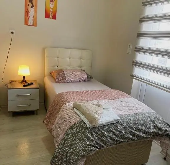 اتاق استاندارد یک نفره, Teki̇nler Otel