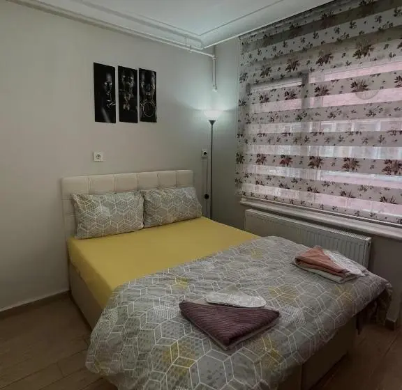 اتاق استاندارد, Teki̇nler Otel