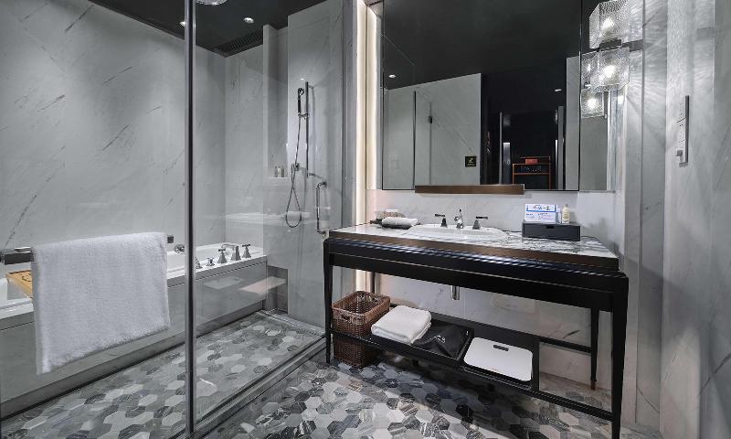 이그제큐티브 룸 킹사이즈 침대, Hilton Beijing Daxing