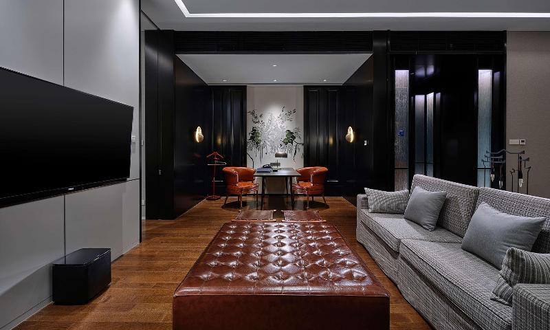 Deluxe Suite King Bed, Hilton Beijing Daxing