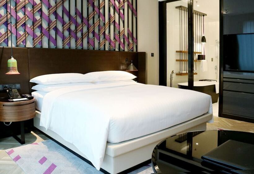 Номер Executive, Renaissance Nanning