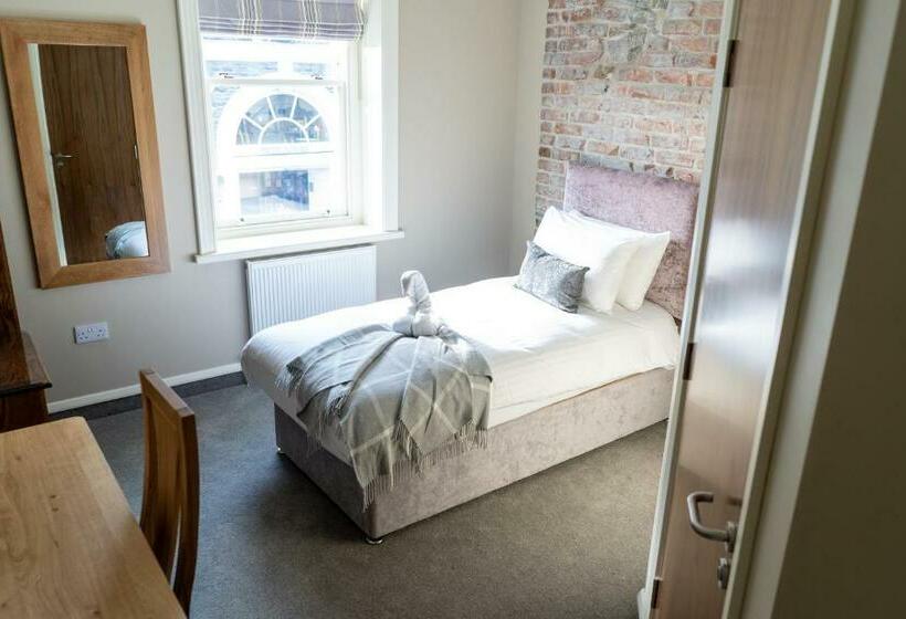 豪华单人间, Tredegar Arms