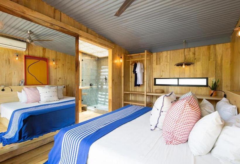 סוויטת סופריור, Somos