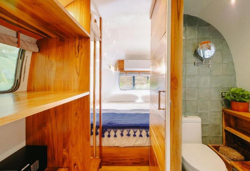 חדר סטנדרט, Somos