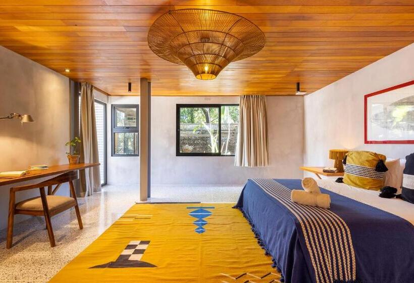 디럭스 스튜디오, Somos