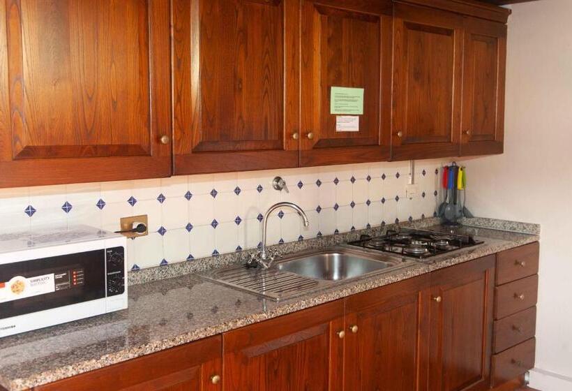 דירת חדר, Bed And Breakfast Villa Torre Degli Onesti Apartments