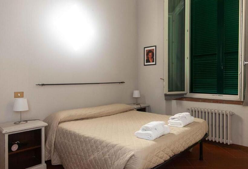 דירת חדר, Bed And Breakfast Villa Torre Degli Onesti Apartments