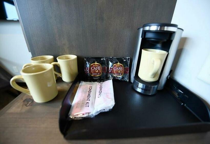 غرفة قياسية, Crosby Lofts