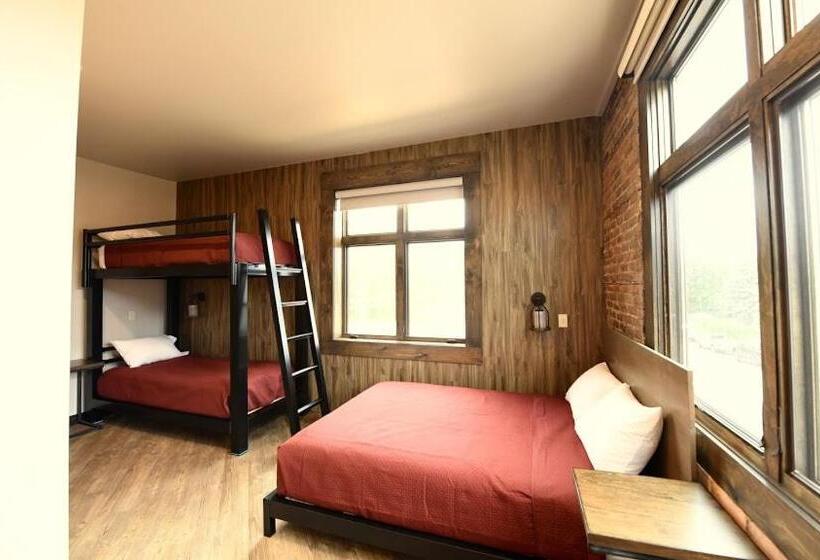 غرفة قياسية, Crosby Lofts