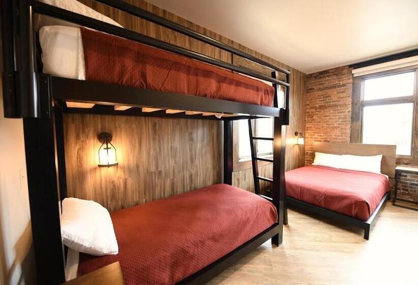 غرفة قياسية, Crosby Lofts