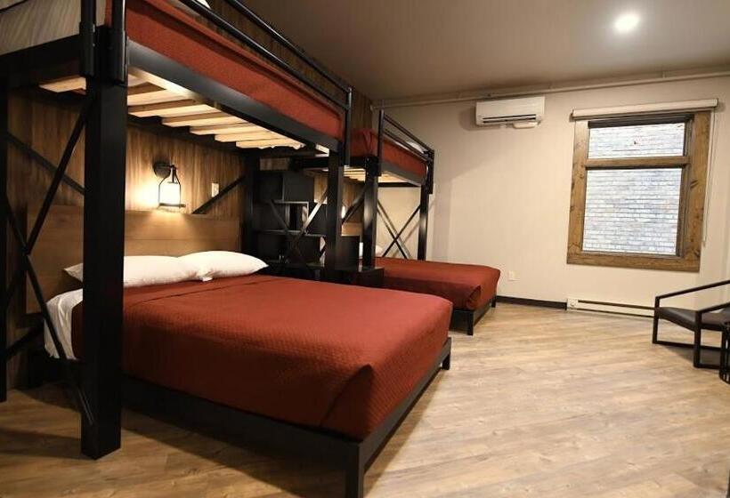 غرفة قياسية داخلية, Crosby Lofts