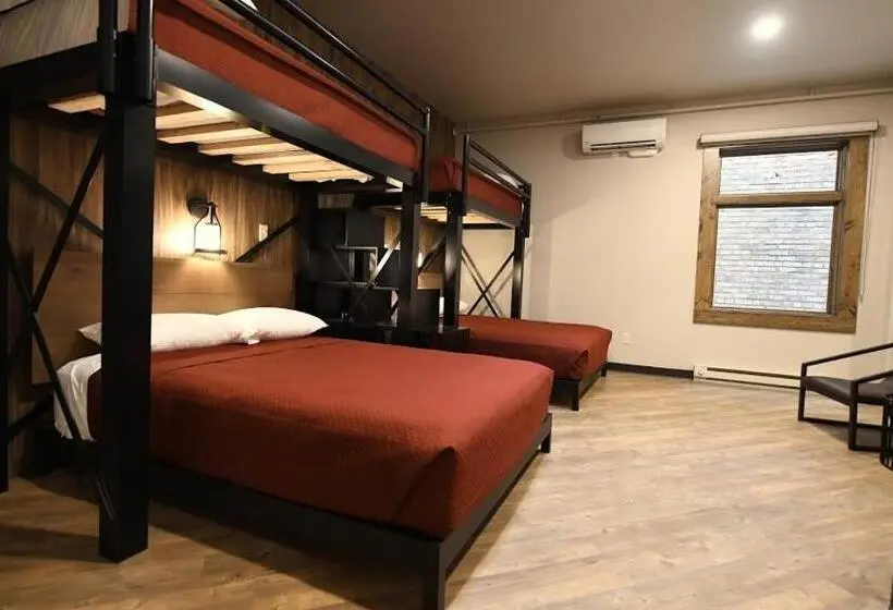 スタンダードインサイドビュールーム, Crosby Lofts