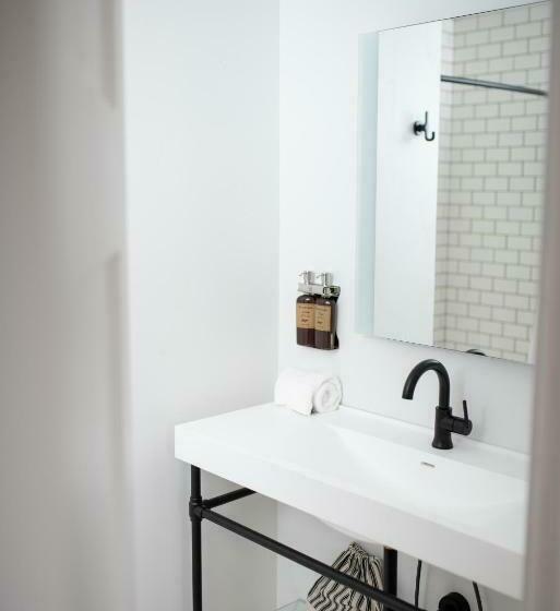 스탠다드 룸, Scp  Redmond