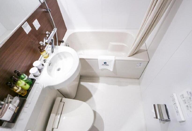 غرفة أساسية سرير مزدوج, Livemax Nigata Nagaoka Station