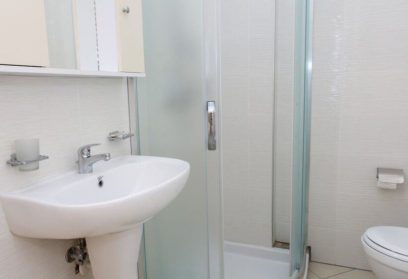 Triple Room Sea View, Royal