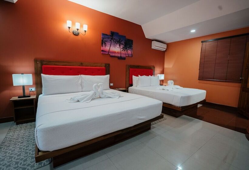 Deluxe Driepersoonskamer, Runway