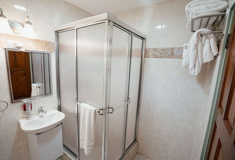 Deluxe Kamer, Runway