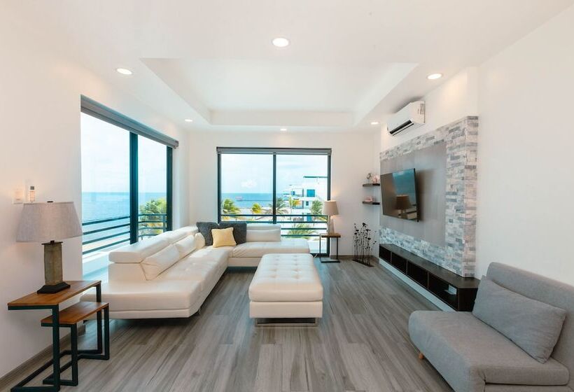 带两个卧室的顶楼公寓, Bluzen