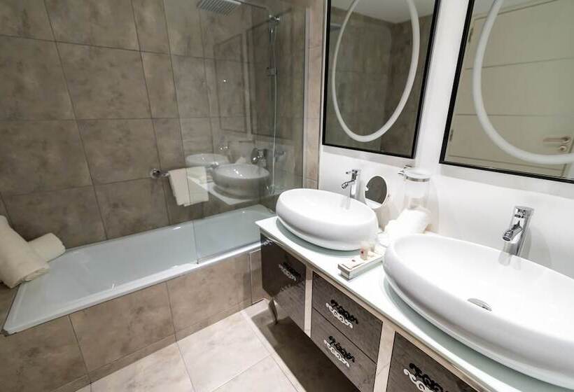 اتاق لوکس, Ker San Telmo